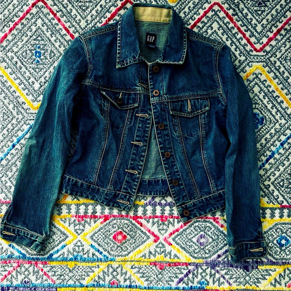 GAP vintage jean jacket from 1998. Like new. Fits like a small. Beautiful.